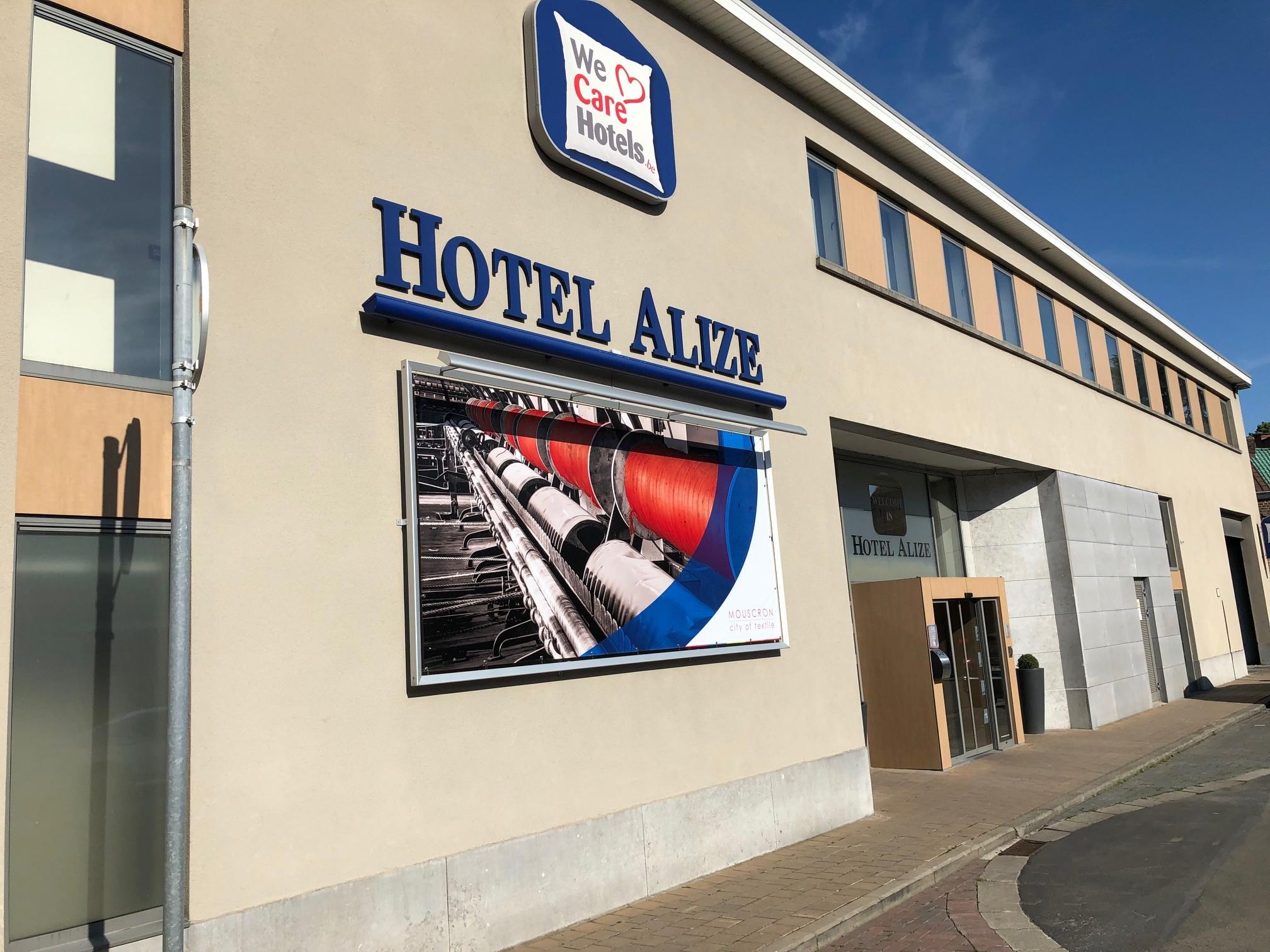 Plus Hotel Alize Mouscron Bagian luar foto